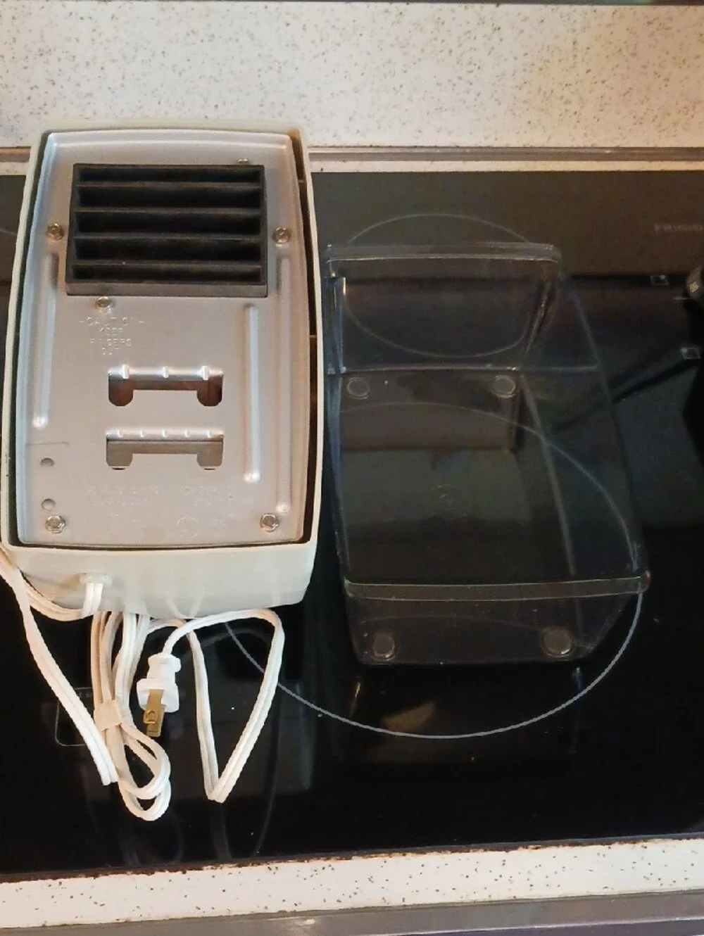 Vintage OSTER Electric Snow Flakes Ice Crusher Home Kitchen Tool